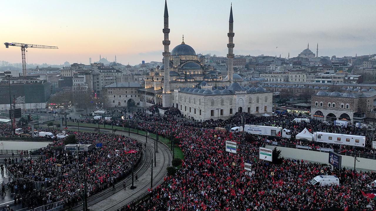 Dünya Şehirleri Zirvesi İstanbul'da Gerçekleştirildi