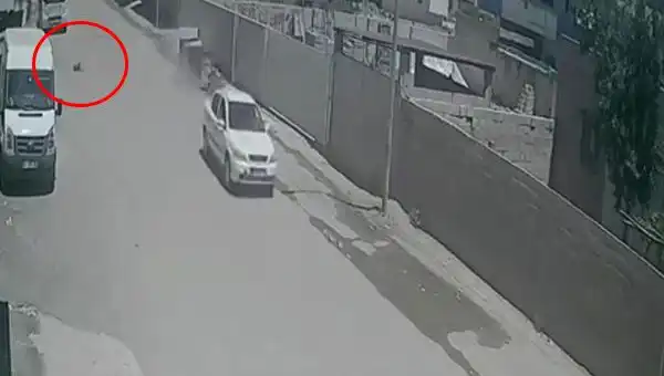 Otomobil Çocuğa Çarptı, Sonrası Kahredici Olaylar Zinciri
