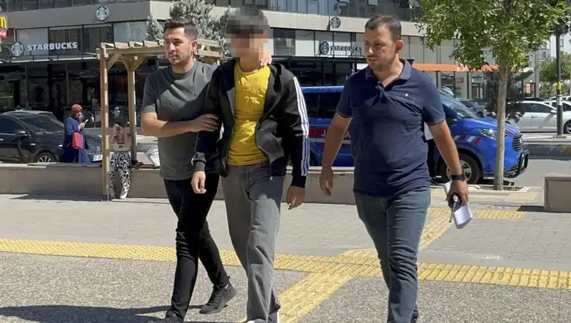 Aile İçindeki Tartışma Kanlı Bitti: Kardeş Bıçaklama Olayı
