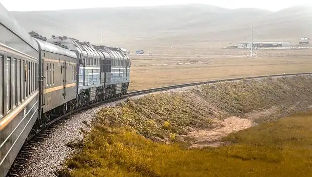 Pensilvanya'daki Gizemli Tren Kazası: Raylar Üzerindeki Üç Kişi Hayatını Kaybetti