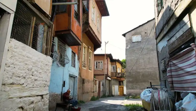 Ankara'nın Yahudi Mahallesi: Tarihi Mirasın İzinde Zamanla Yarışan Bir Destan