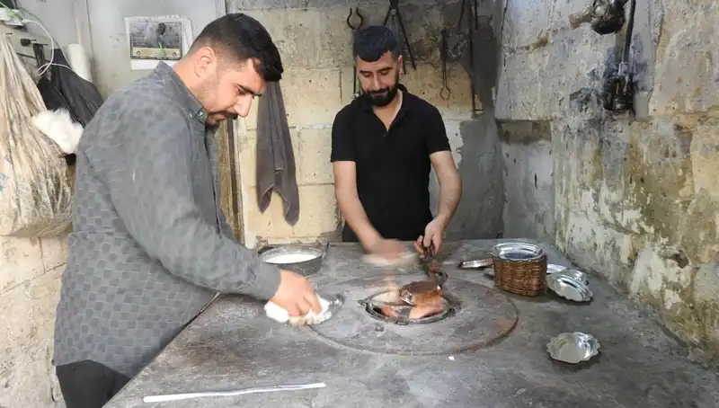 İşi Öğretecek Çırak Bulamıyor: Geleneksel Meslekler Tehlikede Mi?