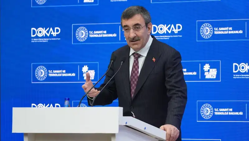Cevdet Yılmaz'dan Ekonomi Mesajları: Enflasyonla Mücadelede Yeni Stratejiler
