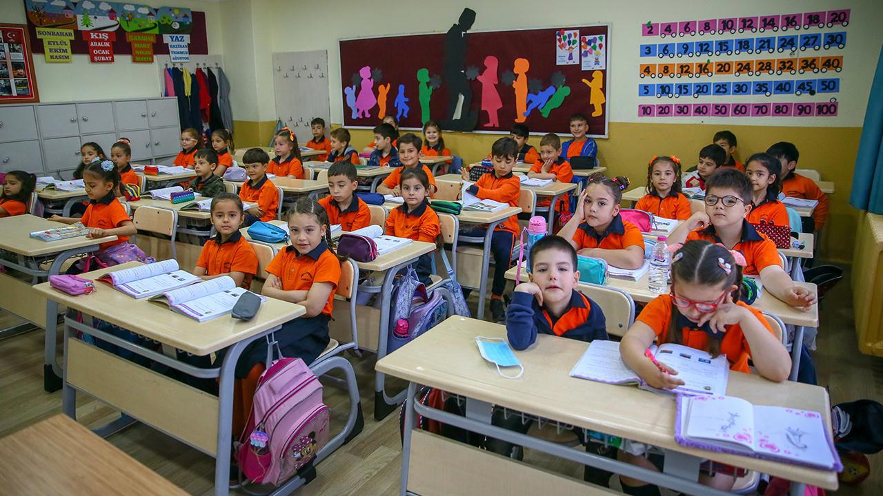 İstanbul'da Okullar Yarın Sonrası Tatil Edildi