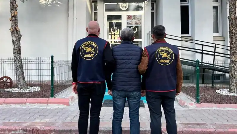 Emniyet Müdürü Olarak MİT TIR'larına Duran FETÖ'cü Yakalandı