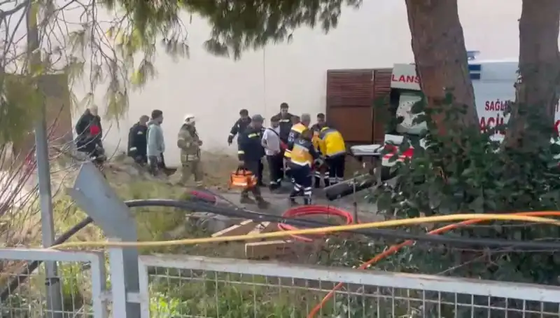 İstanbul'da Trafo Patlaması: Faciada Bir İşçi Ağır Yaralandı