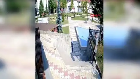 Kastamonu'da Muhtarın Uyardığı Kişi Tarafından Bıçaklanması Olayı Şok Etti