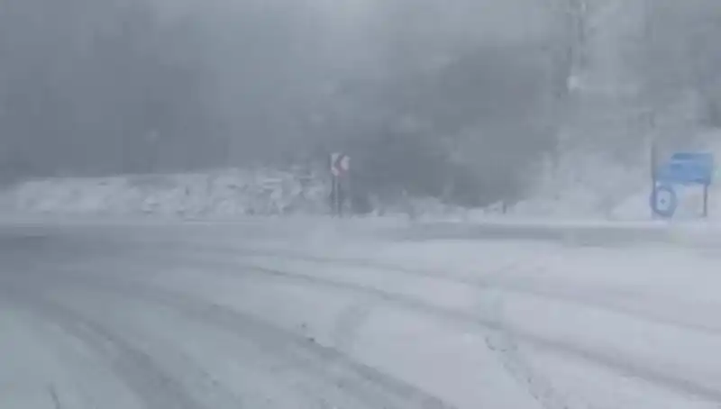 Bir Haftada Üç Mevsim: Türkiye'de Hava Durumu Alarmı!