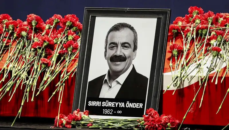 Sırrı Süreyya Önder Meclis'te Anıldı: Hatıralar ve Anlamı