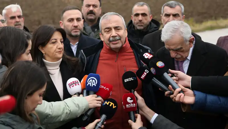 İmralı'nın Sırları: Öcalan'dan PKK'ya İyi Niyet Çağrısı