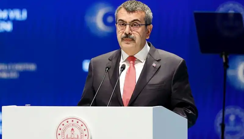 Bakan Tekin, 23 Nisan Ulusal Egemenlik ve Çocuk Bayramı'nda Duygusal Mesaj Verdi
