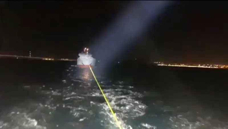 Çanakkale Boğazı’nda Gemi Arızası: Deniz Trafiğinde Kaos Başladı!
