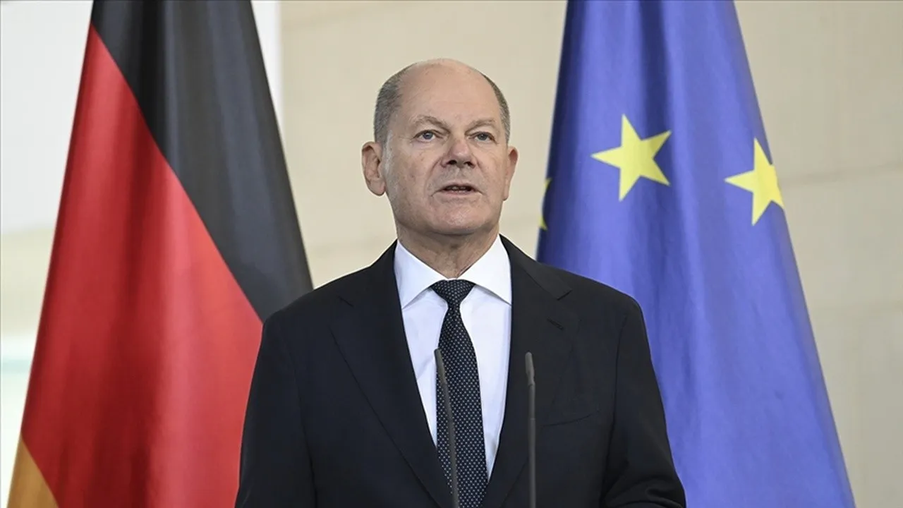 Almanya Başbakanı Scholz Kiev’de: Ukrayna’ya Destek Mesajı