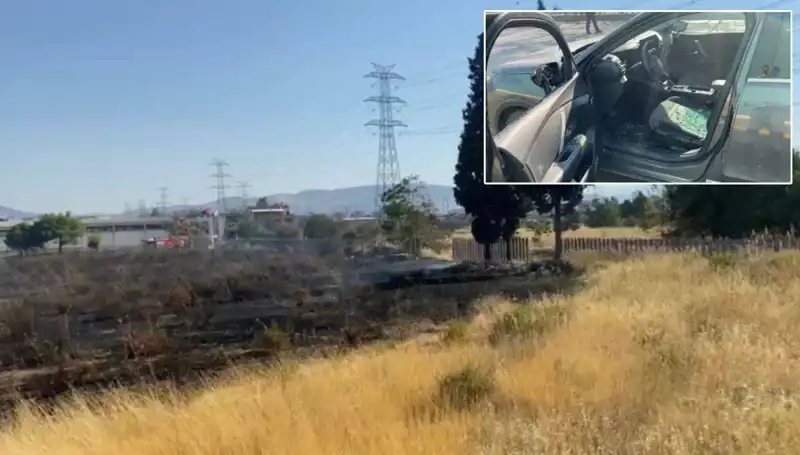 İzmir'de Otluk Alan Yangını, AVM Otoparkını Korkuttu