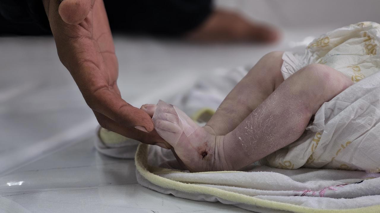 35 Günlük Bebek Kışın Vahşetinde Hayatını Kaybetti