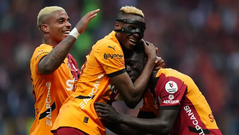 Lemina, Osimhen'in Geleceği Hakkında Dikkat Çeken Açıklamalarda Bulundu