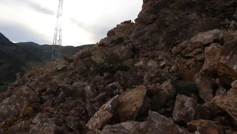 Erzurum'da Dev Heyelan: Ulaşım Kapanınca Şehirde Neler Yaşandı?