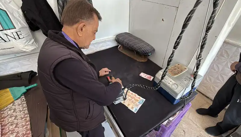 47 Yıllık Terzi Ahmet’in Sıradışı Para Ütüleme İfadesi: Ne Anlama Geliyor?