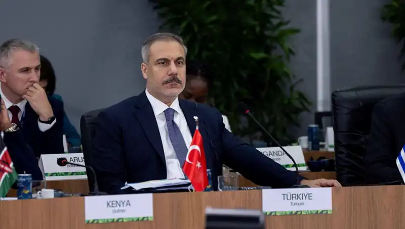 BRICS Zirvesinde Bakan Fidan'dan Çarpıcı Açıklamalar: Yapay Zeka İçin Acil Tedbirler Gerekli