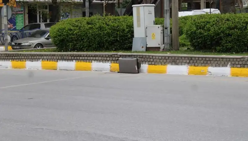 Minibüsten Düşen Valiz, Gizemli Olayın Perdesini Araladı