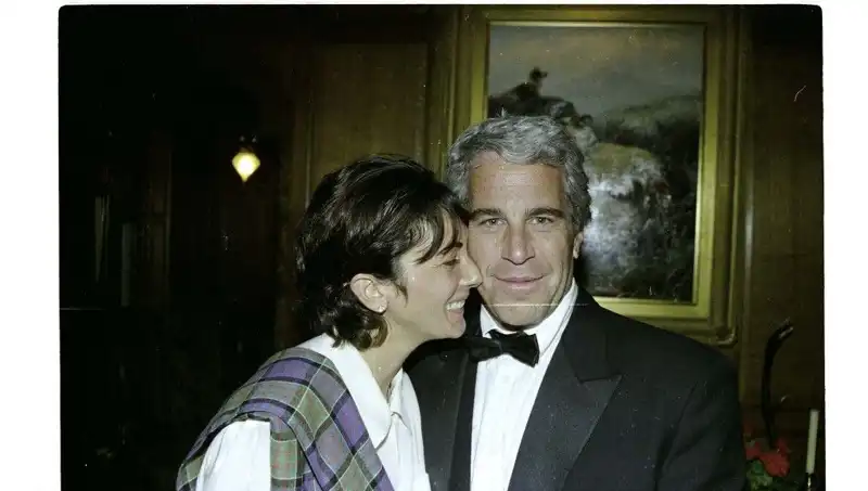 Kilit Hükümlü Maxwell, Epstein Skandalında 100 İsimle Şoke Ediyor