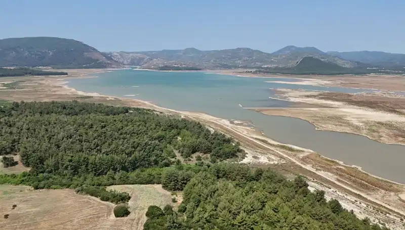 İzmir'de Tehlike Çanları: Su Seviyelerinde 2023'te Yüzde 50 Düşüş