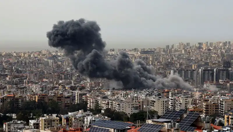 İsrail Ordusu Beyrut'un Güneyini Vurdu: Savaşın Yeni Bir Boyutu Mu Başlıyor?