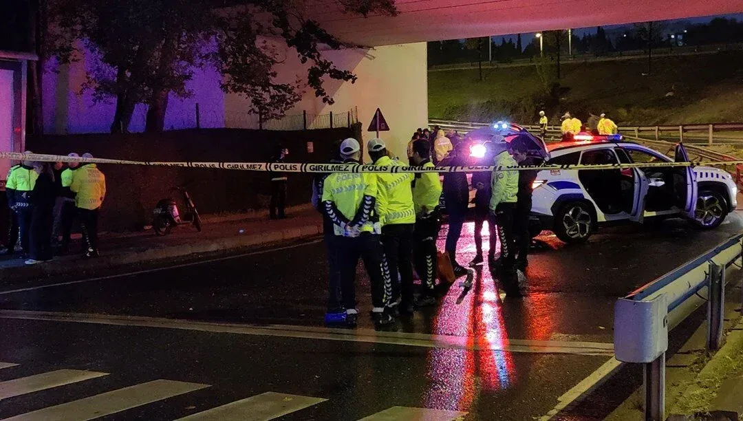 Kazaya Müdahale Eden Trafik Ekibine İETT Otobüsü Çarptı: Bir Polis Şehit