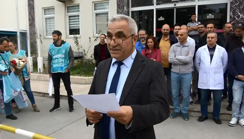 Antalya’da Doktora Saldırı: Sağlık Çalışanları İş Bıraktı, Gözler TEPKİSİZ KALAMAZ
