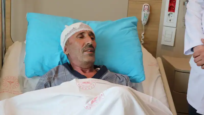 Şiddetli Baş Ağrısı Hastaneye Götürdü, Beyin Kanaması Belirlendi