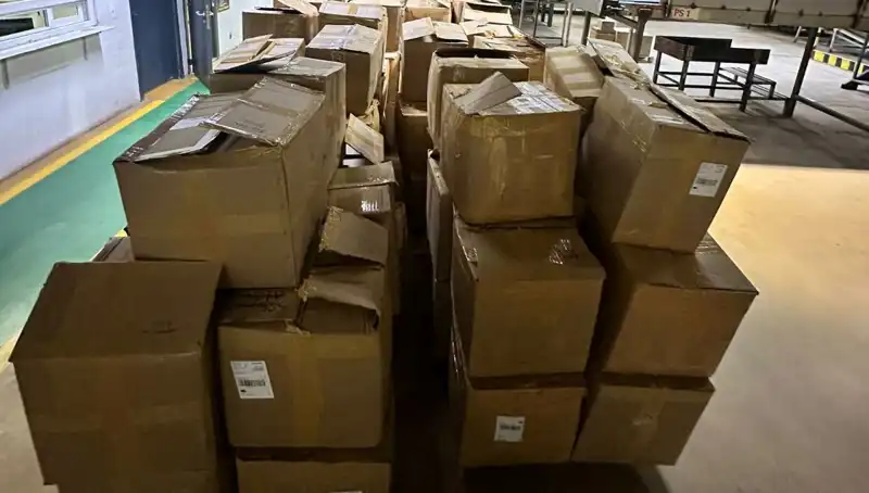 Kargo Şirketinin Deposu, Yüzlerce Kilo Kaçak Tütünle Basıldı!