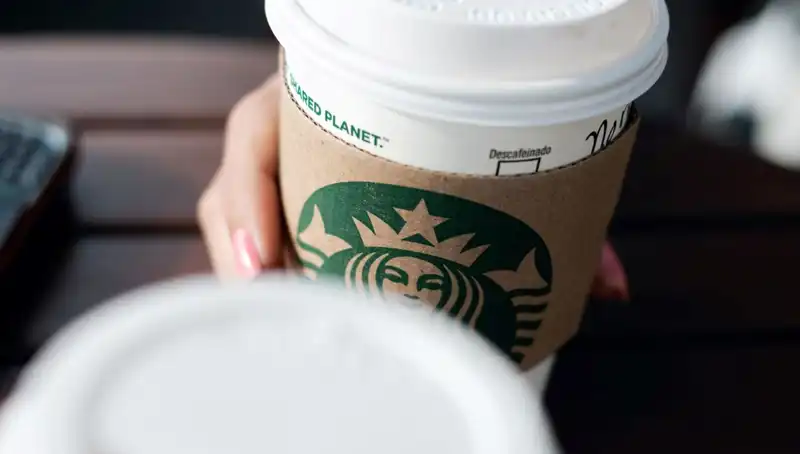 Starbucks'tan Şok Tazminat: 50 Milyon Dolarlık Fincan Kahve Davası!