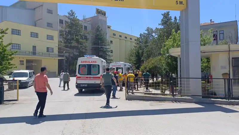 Çorum'da Un Fabrikasında Patlama: 10 Yaralı, Durumu Ciddi Olan Var