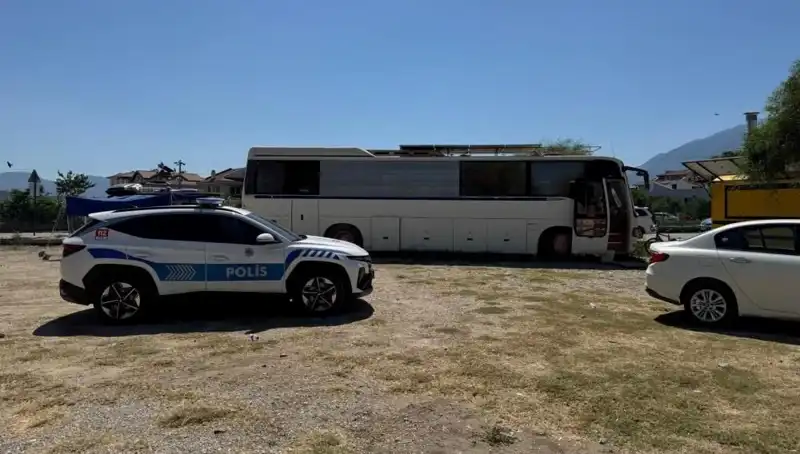 Fethiye'de Şoförün Otobüste Yaşaması, Acı Bir Olayla Son Buldu