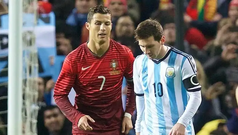 Ronaldo ve Messi Arasındaki Fark: Rekabetin Yeni Boyutu