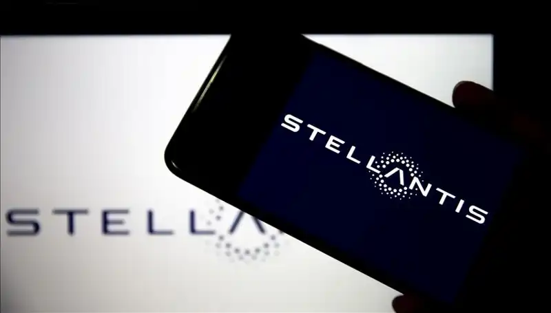 Stellantis Krizle Karşı Karşıya: Fabrikalar Kapanma Tehlikesi Altında mı?