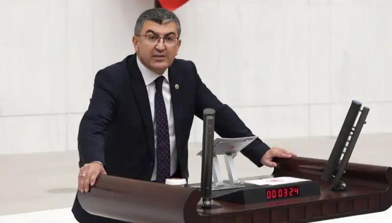 Hasan Ekici, Gelecek Partisi’nden Neden İstifa Etti? Cevaplar Şoke Edici!