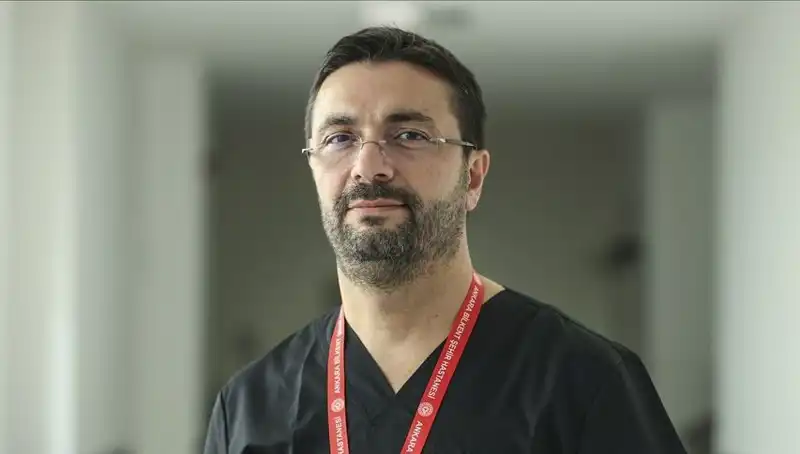 Prof. Dr. Serkan Topaloğlu: Geleceğin Zihinlerini Şekillendiren Bir Bilim İnsanı