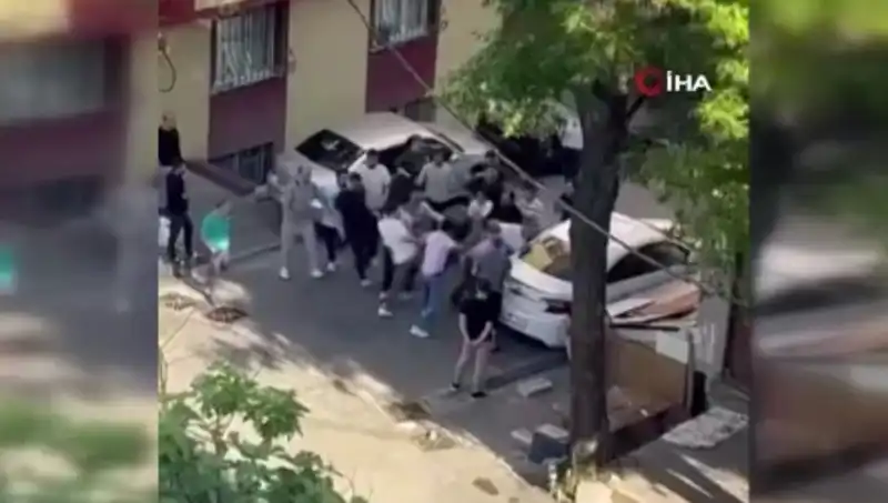 Kapıları Zorlayan Madde Bağımlısına Meydan Dayağı: Gerçekler ve Sonuçlar