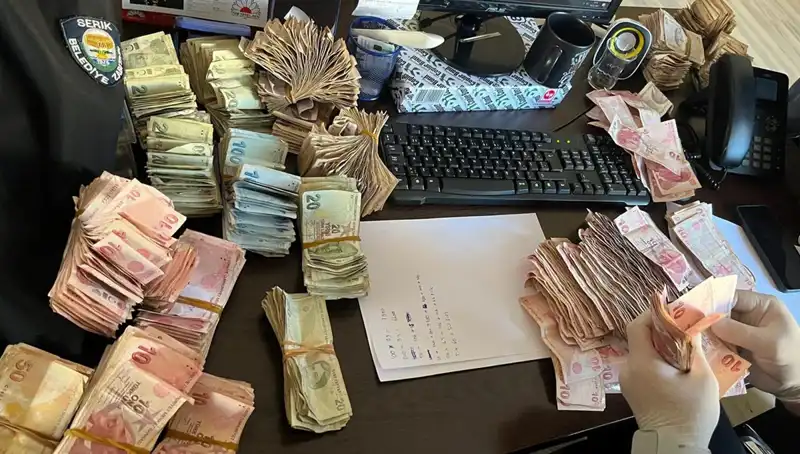 Dilencinin Üstünden Binlerce TL Çıktı! Toplumda Turfanda Bir Şok Yaşandı