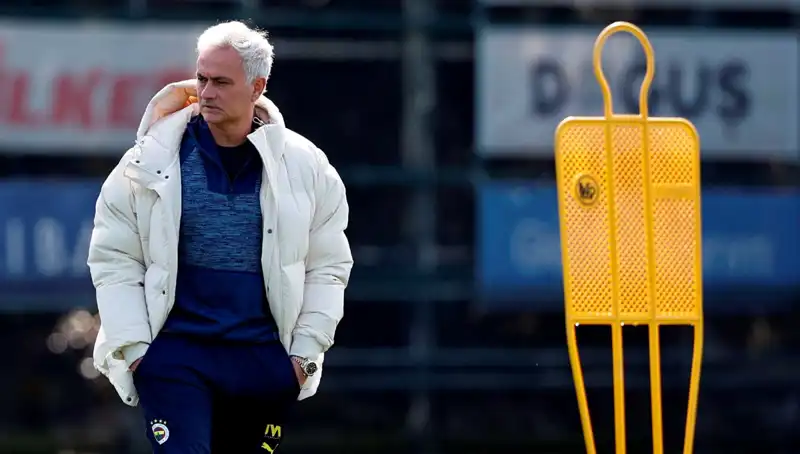 Fatura Mourinho'ya: Futbol Dünyasında Olay Yaratan Gelişmeler