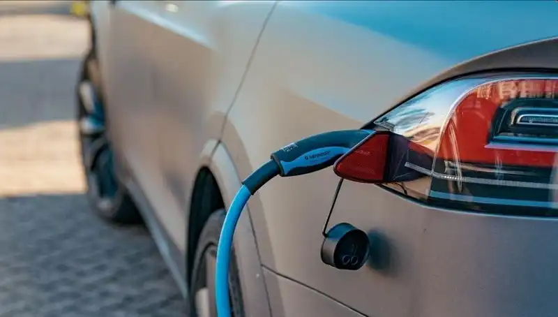 Elektrikli Araç Satışları 2023’de Tam Bir Patlama Yaşadı!