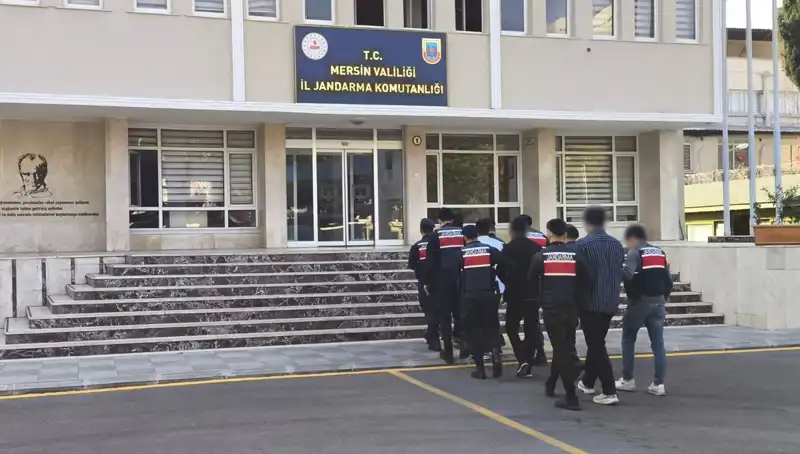 İstanbul'da Silahlı Gasp Çetesi Çökertildi: 7 Gözaltı ve Tutuklama