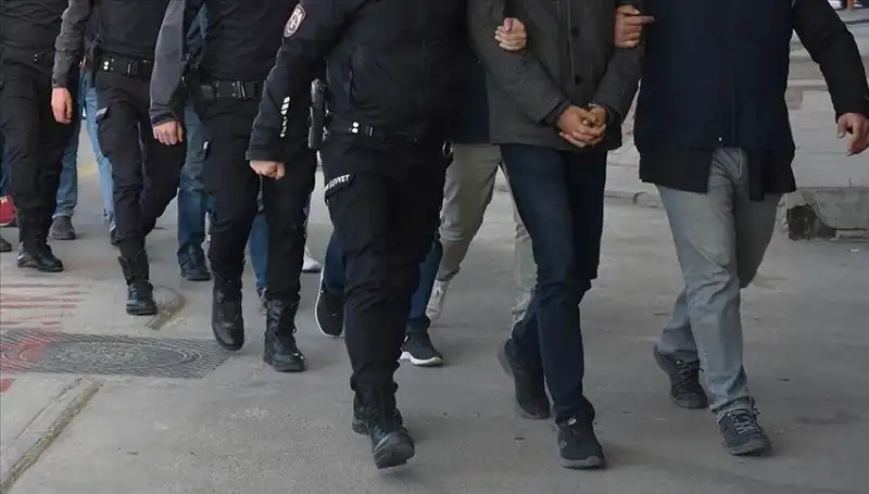 FETÖ ile Mücadelede Yeni Operasyon: 5 İlde 10 Gözaltı Şoku