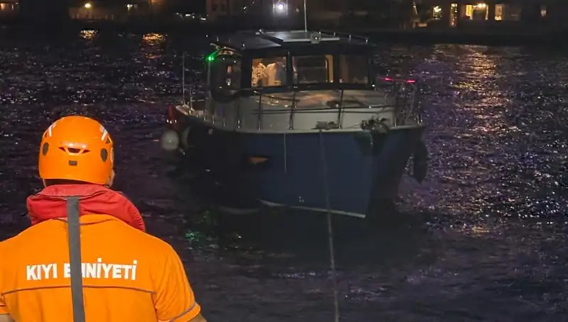 Baltalimanı'nda Su Alımı Alarmı: Korku Dolu Anlar Yaşandı