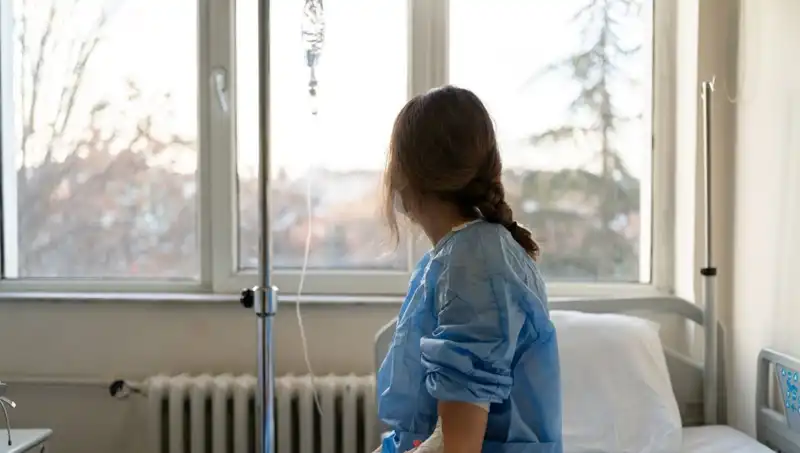 35 Yaşındaki Kadın, Kanserin Gizemini Açıkladı: "Sessiz Bir Katil"