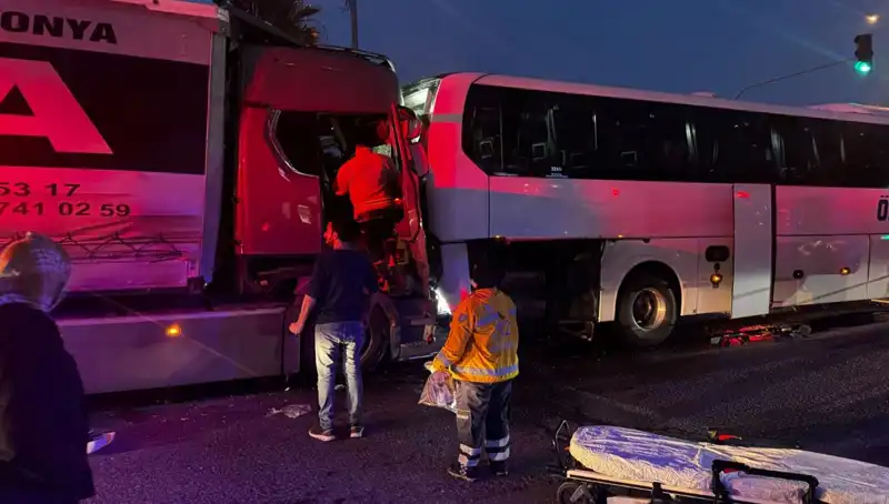 Dört Araçlık Zincirleme Kaza: Hayatını Kaybeden Birey ve Acı Dolu Detaylar
