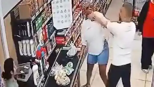 Market Kasa Sırasında Yaşanan Sarsıcı Olay: Çocuk Gözleri Önünde Şiddet
