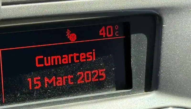 Adana’nın Kavurucu Sıcakları: Termometreler 40 Dereceyi Aştı!