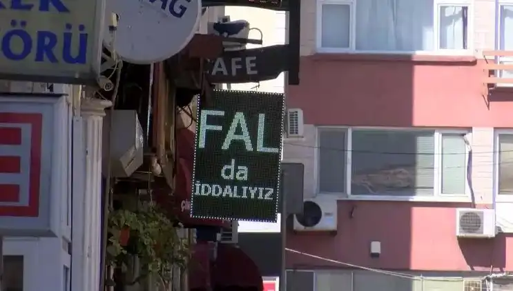 Fal Bakmanın Suç Sayıldığı Ülkede Para Karşılığı Hapis Cezası Şoku